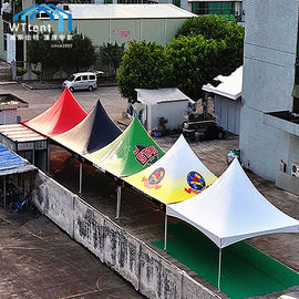 6 x 6 m Kolorowy namiot reklamowy z nadrukiem na dachu